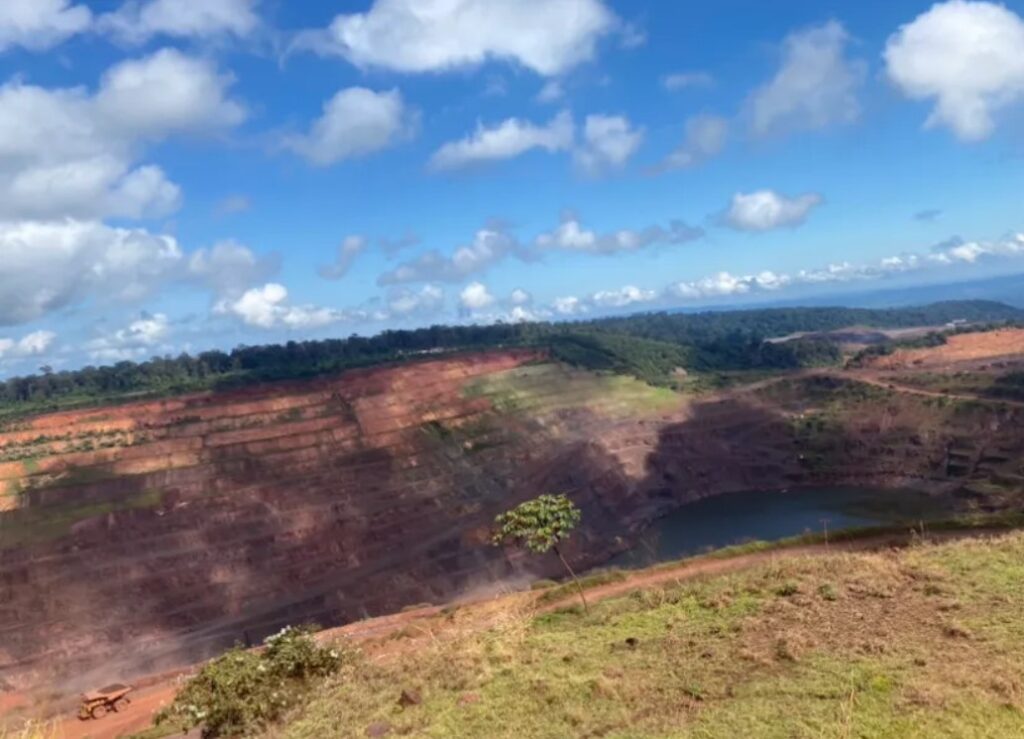 Foto de Parauapebas - Caverna Guarita - Mirante do rio azul - Bairro Jardim América II