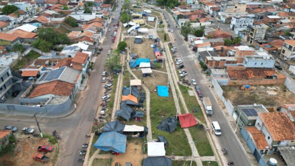 Movimento Sem Terra desocupa Praça dos Pioneiros após acordo com governo municipal de Parauapebas