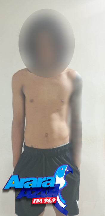 Suspeito é detido pela Polícia por posse e tráfico de entorpecentes no bairro Altamira, em Parauapebas