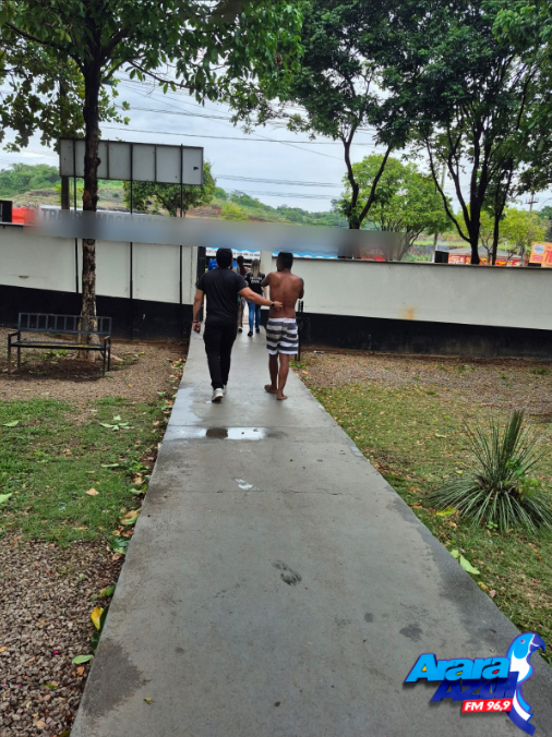 Polícia Militar detém homem por descumprimento de medida protetiva e resistência à prisão em Parauapebas