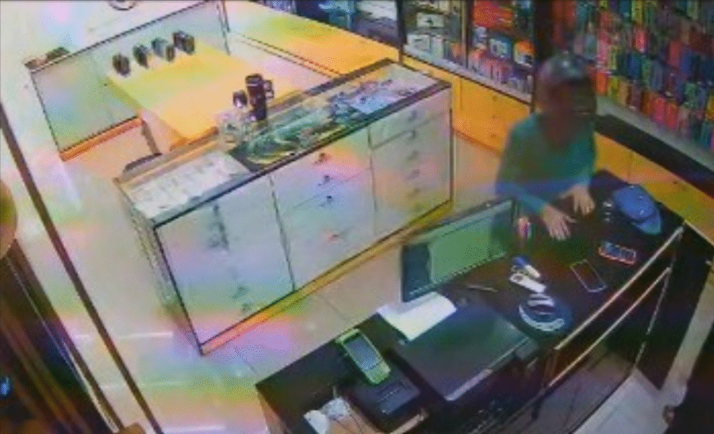 Assalto a loja no Bairro Rio Verde mobiliza a Polícia Militar em Parauapebas